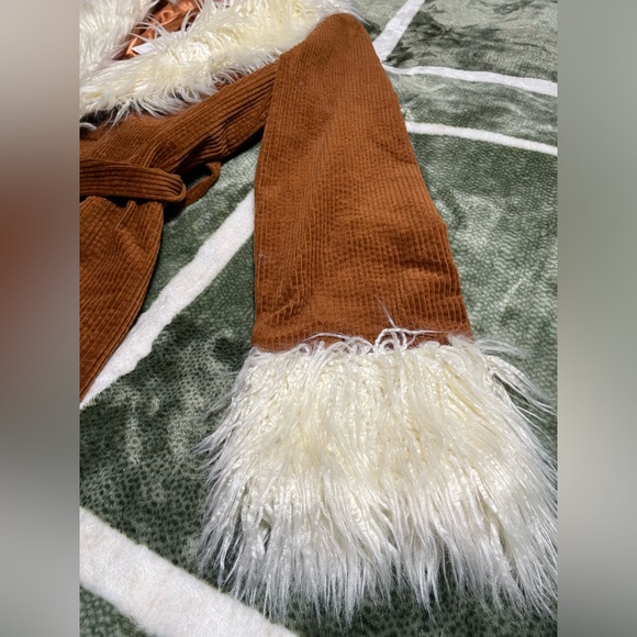 Show Me Your Mumu Penny Lane Coat Sienna Corduroy Jacket Faux Fur Trim NWT - Picture 13 of 15